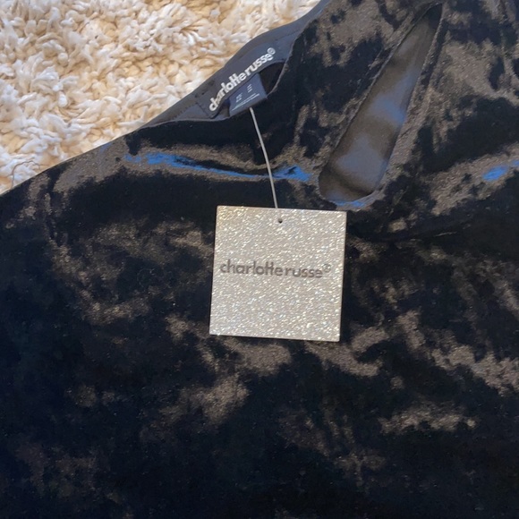 Charlotte Russe one sleeve velvet dress size M - Picture 4 of 4
